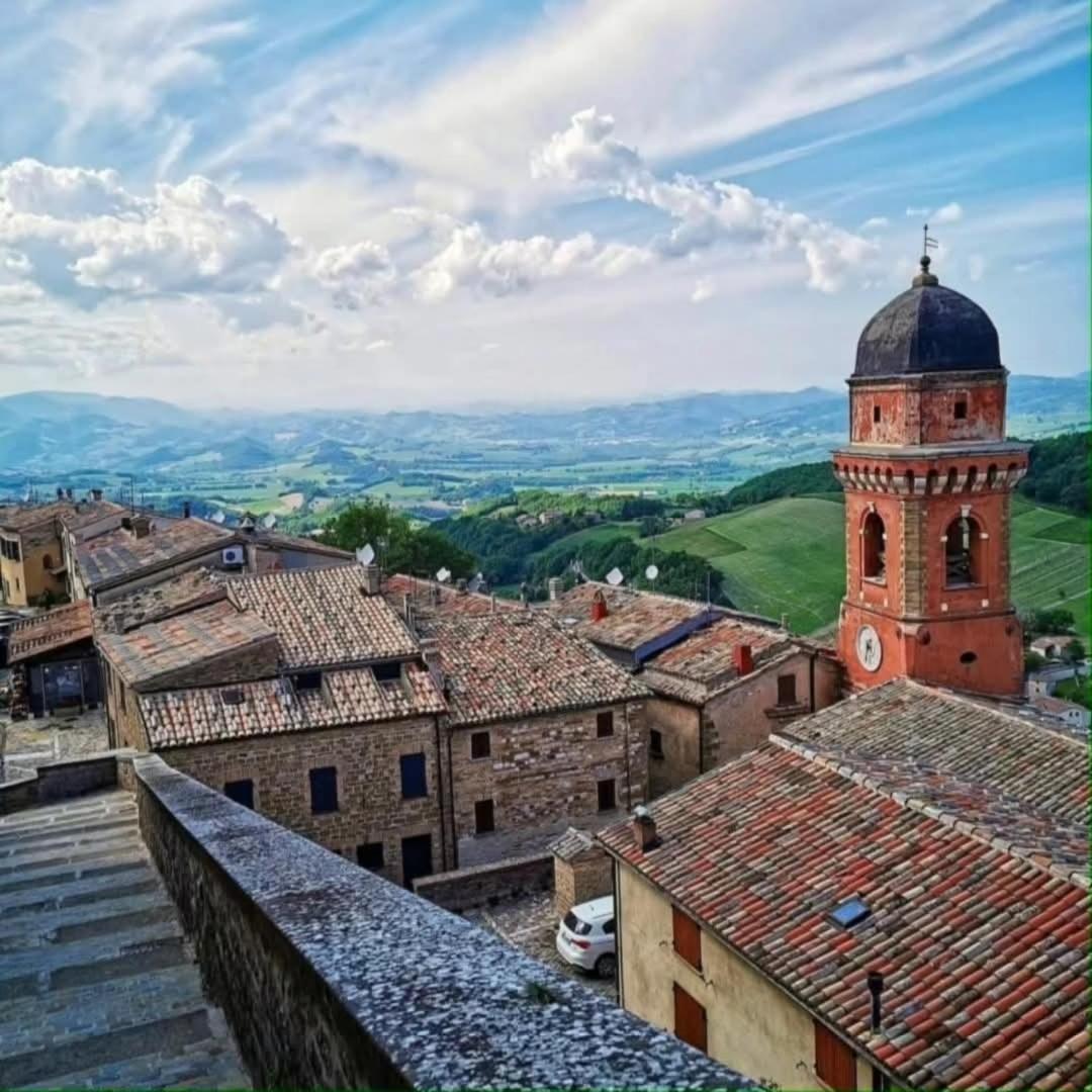 Degli Alessandri House Sassoferrato Exterior photo