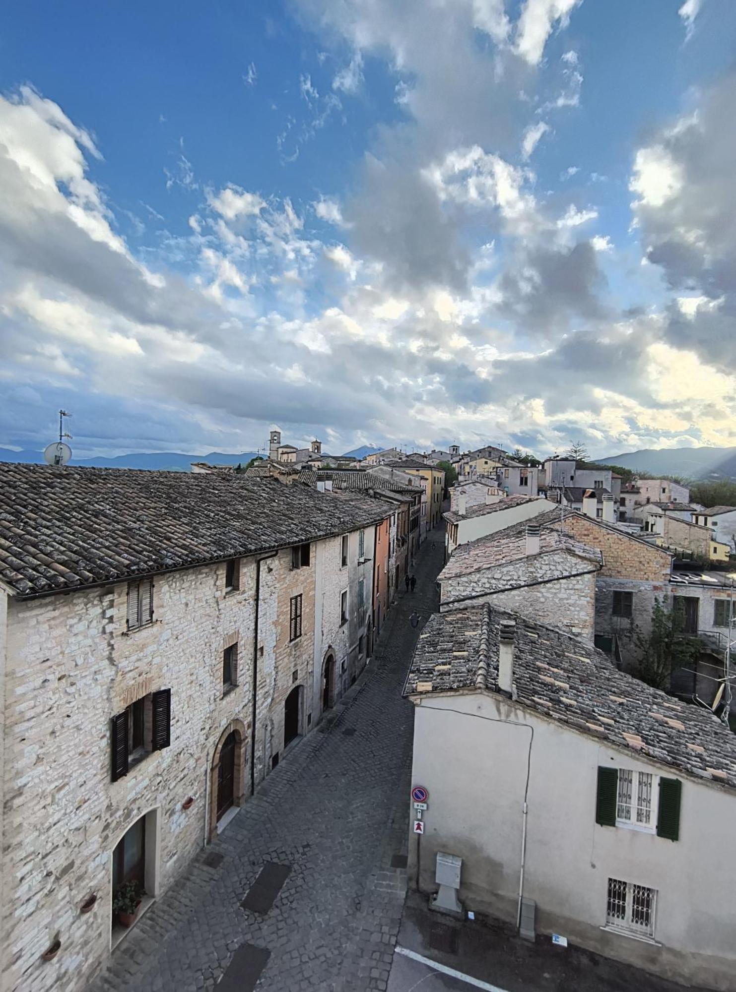 Degli Alessandri House Sassoferrato Exterior photo